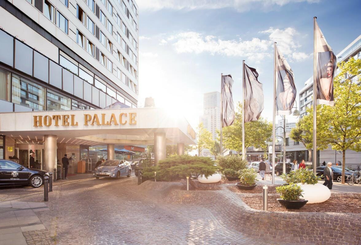 Hôtel palace à Berlin, présenté dans le Guide gay de Berlin.