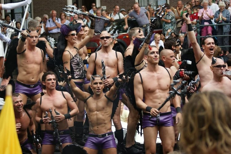 Amsterdam Gay Village : le cœur de la vie nocturne gay