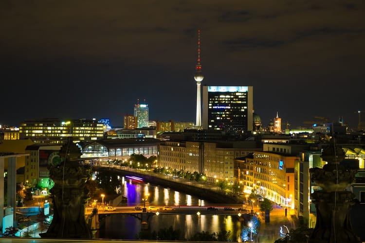 Berlin, la capitale gay-friendly : Guide complet pour profiter au maximum de la vie nocturne